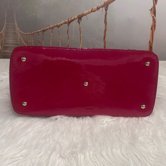 Gucci Microguccisima Patent Leather Dome - Picture 5 of 12